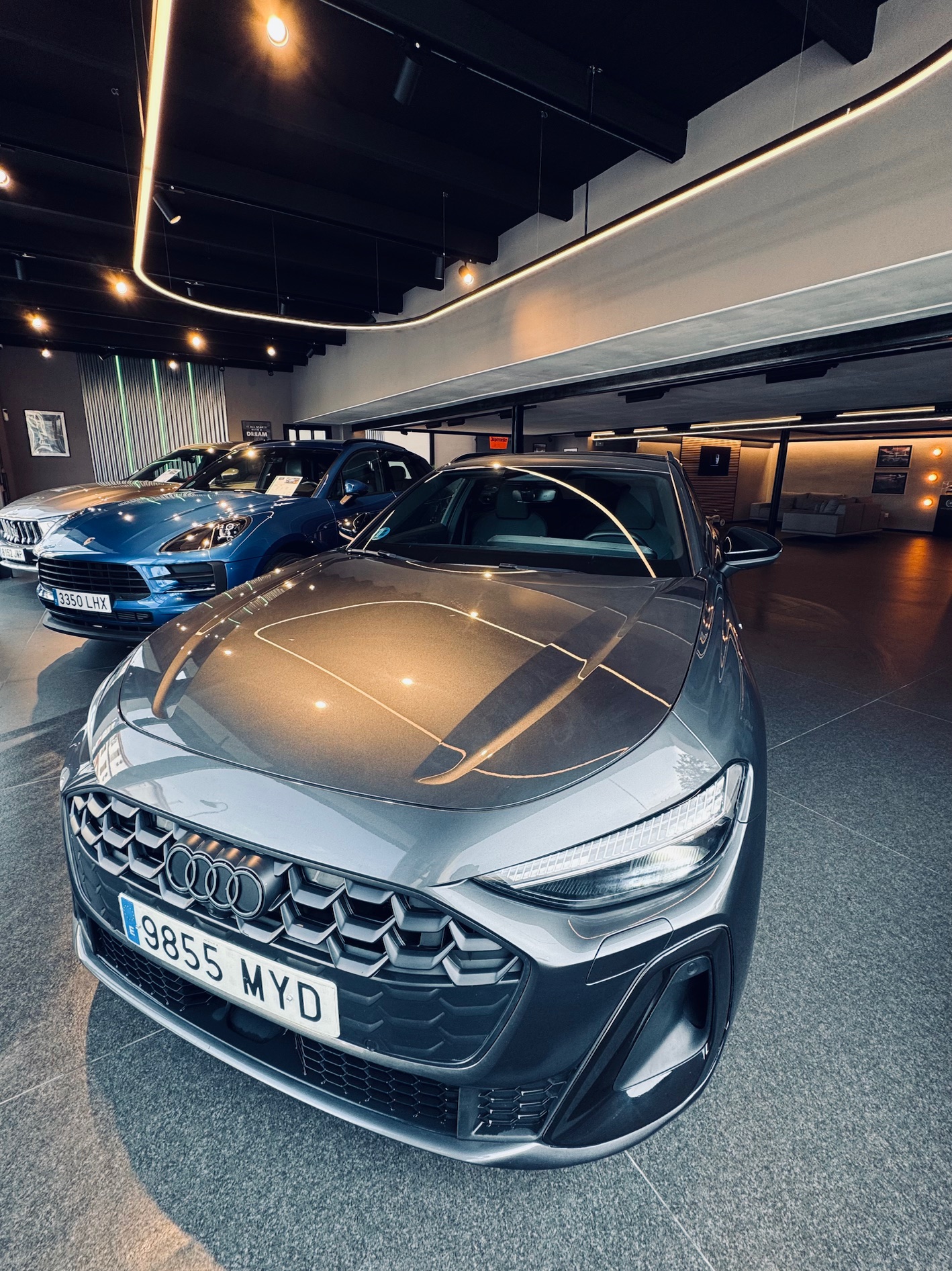 AUDI A5 Avant Black line s